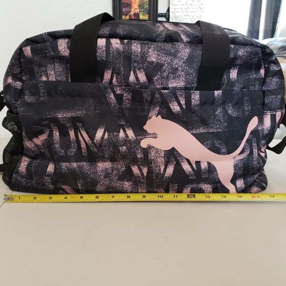 PUMA LIGHT TRAVEL/GYM BAG - Picture 6 of 7